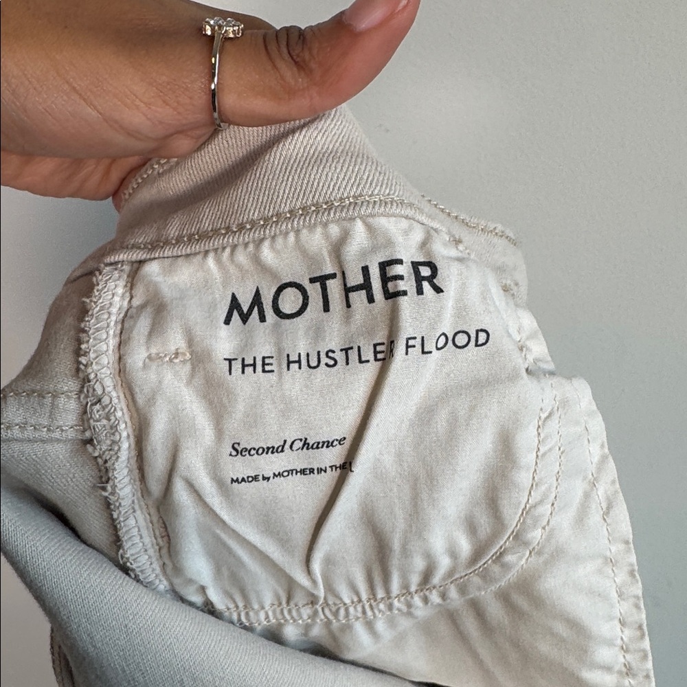 MOTHER Cream Flare Jeans - Picture 6 of 7
